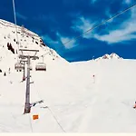 Biancas Luxury Close Ischgl & Pool Ganze Апартаменты