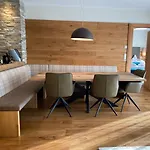 Biancas Luxury Close Ischgl & Pool Ganze Apartamento