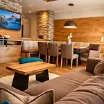 Biancas Luxury Close Ischgl & Pool Ganze Апартаменты