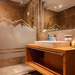 Biancas Luxury Close Ischgl & Pool Ganze Апартаменты