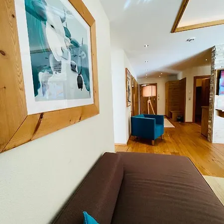 Biancas Luxury Close Ischgl & Pool Ganze