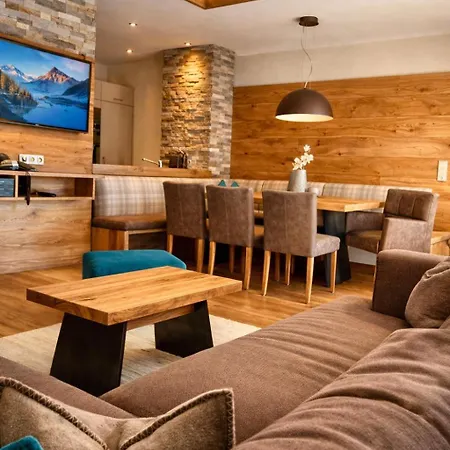 Biancas Luxury Close Ischgl & Pool Ganze شقة
